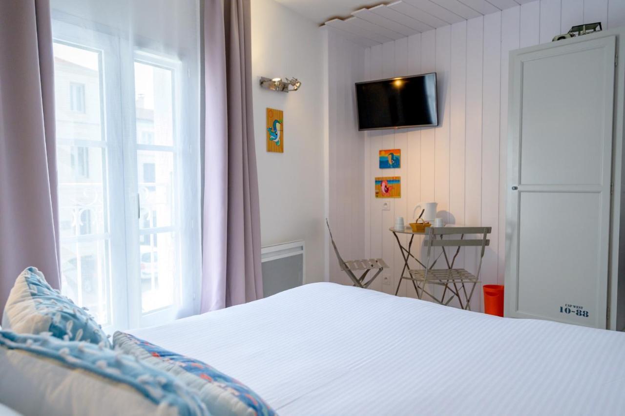 Hotel La Jetee Saint-Martin-de-Re Bagian luar foto